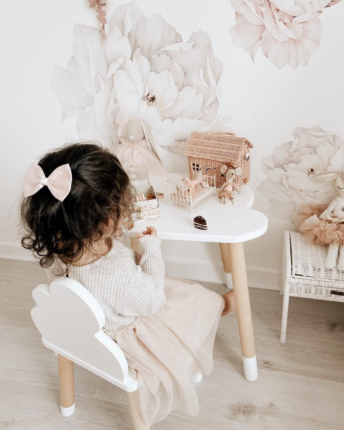 CLOUD TABLE AND CLOUD CHAIR SET Furniture Lucy & Me
