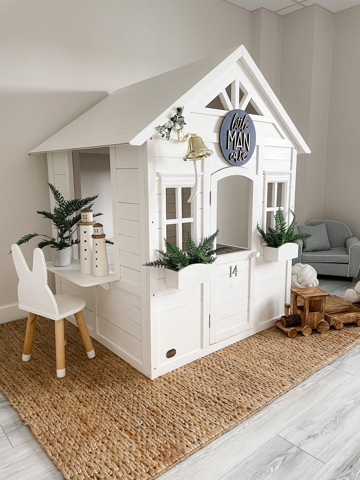 WOODEN PLAYHOUSE Furniture Lucy & Me 